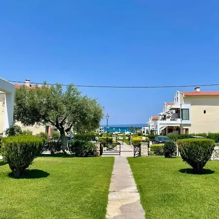 Maisonette Next To The Sea Holiday home *
