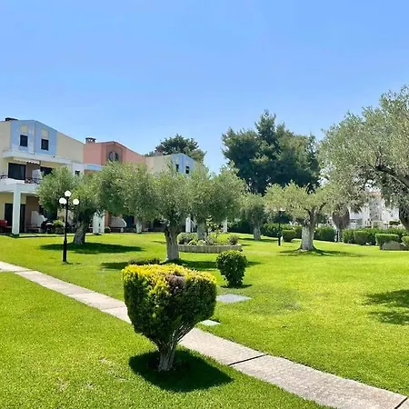 Maisonette Next To The Sea Holiday home
